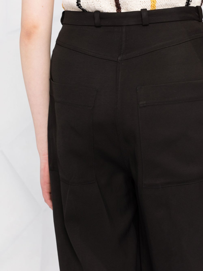 Totême Cropped Tailored Trousers In Black