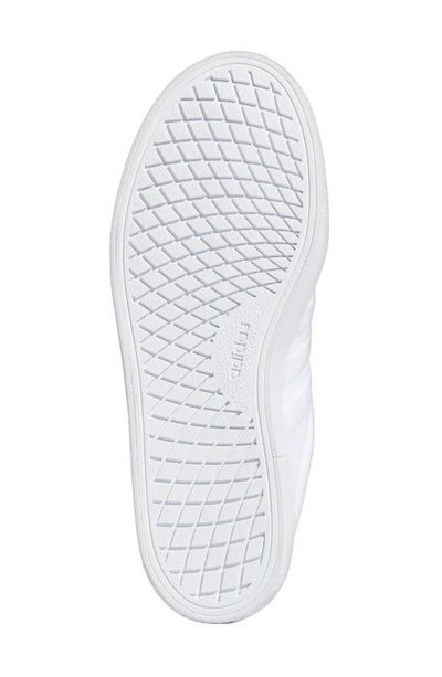 Adidas Originals Raid 3 Sneaker In White/ White/ Silver Met.