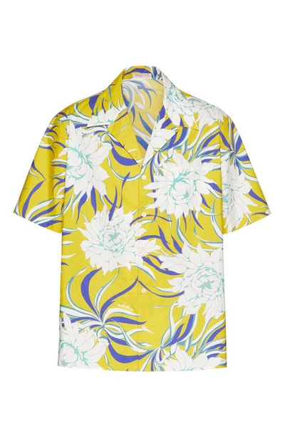 Shop Valentino Street Flowers Couture Peonies Short Sleeve Poplin Button-up Camp Shirt In Pkq - Yellow