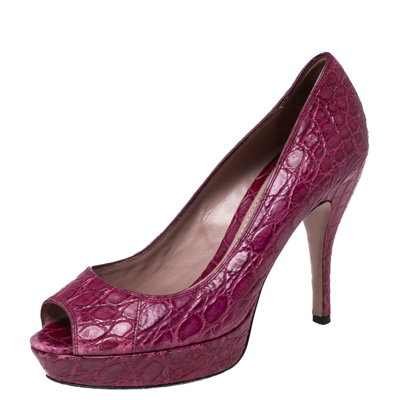 Pre-owned Gucci Magenta Alligator Leather Peep-toe Platform Pumps Size 36.5 In Purple