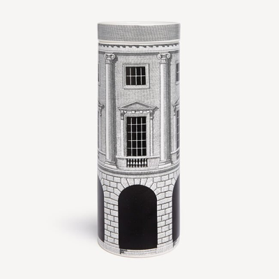 Shop Fornasetti Nel Mentre Tall Scented Candle - Architettura Décor - Immaginazione Fragrance In White/black