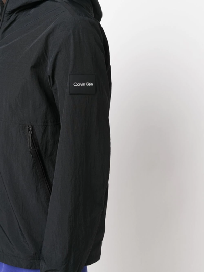 Shop Calvin Klein Lightweight Hooded Zip-up Jacket In Schwarz