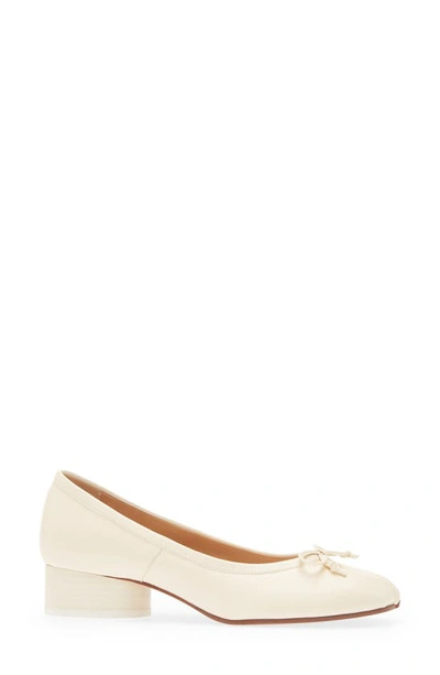 Shop Maison Margiela Tabi Block Heel Pump In White