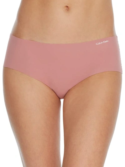 Shop Calvin Klein Invisibles Hipster In Red Grape