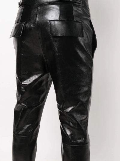 Shop Sapio Cropped Polished-finish Trousers In Schwarz