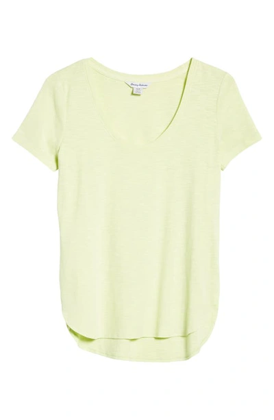 Shop Tommy Bahama Ashby Isles Curve Hem T-shirt In Lime Pop