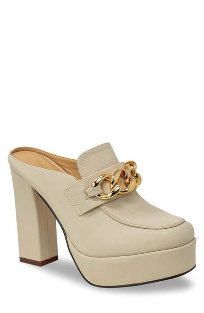 Chase and hot sale chloe wedges