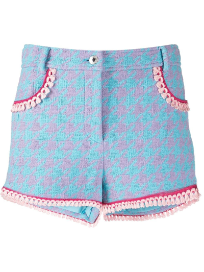 Shop Moschino Houndstooth-print Short Shorts In Blau