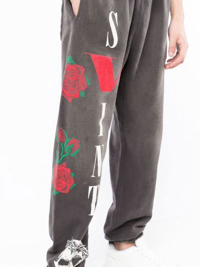Saint Mxxxxxx X Vlone Logo-print Joggers In Grau