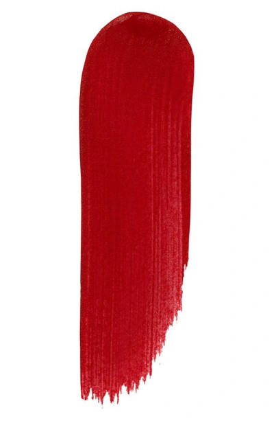 Shop Gucci Rouge À Lèvres Liquid Matte Lipstick In 25 Goldie Red