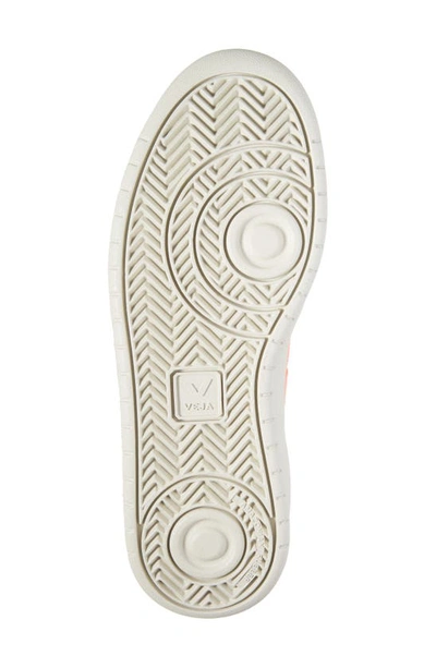 Veja Mens White Leather Sneakers In White Orange Fluo Marsala