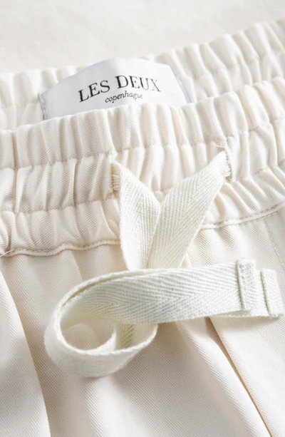 Shop Les Deux Otto Organic Cotton Twill Shorts In Ivory