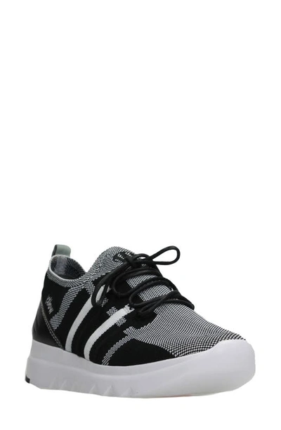 Wolky Mako Sneaker In White 3d Knitting