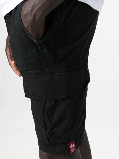 Alpha Industries Cargo-style Shorts In Schwarz