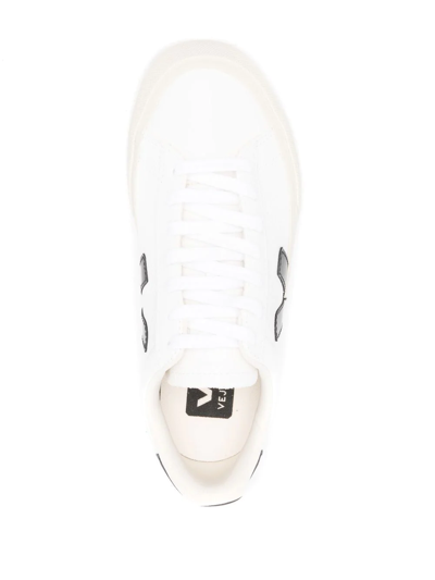 Veja White Field Sneaker Heel Black Logo In Weiss