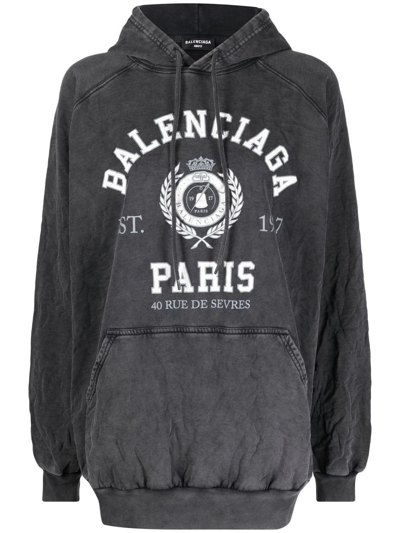 Shop Balenciaga Logo-print Oversized Hoodie In Schwarz