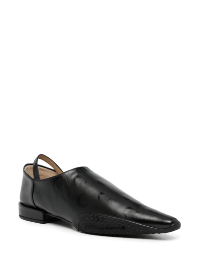 Marine Serre Crescent Moon-print Flat Leather Shoes In Schwarz