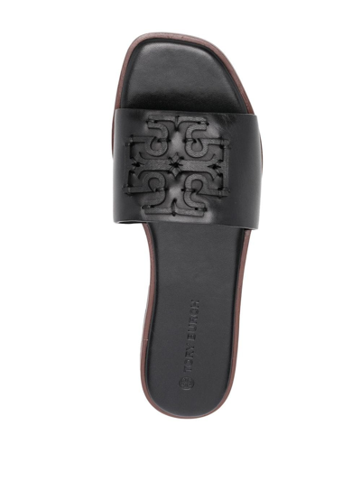 Tory Burch Ines Logo-patch Slides In Schwarz