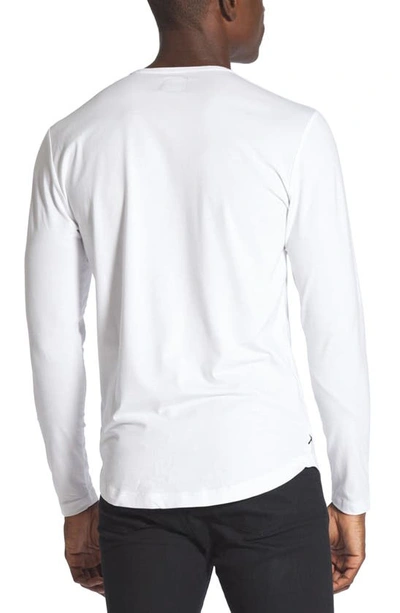 Cuts Long Sleeve Crew Curve-hem T-shirt In White