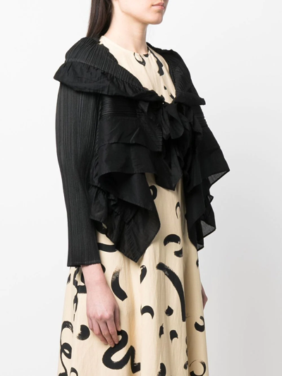 Pre-owned Issey Miyake 2000s Plissé Ruffled Bolero In Black