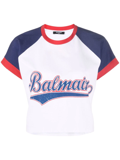Shop Balmain Logo-print Raglan-sleeve Cropped T-shirt In White