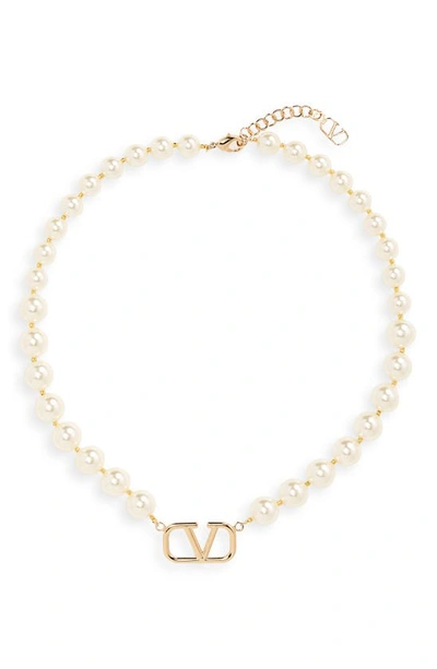 Shop Valentino Vlogo Swarovski Imitation Pearl Necklace In Oro 18/ Cream