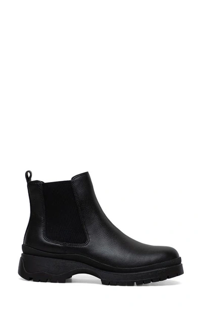 Linea Paolo Tokio Lug Sole Chelsea Boot In Black