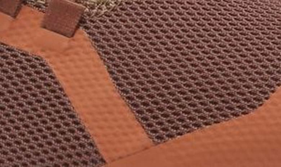 On Cloud Running Shoe In Russet/ Cocoa