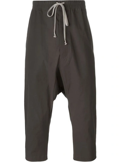 Rick Owens Dropped Crotch Cropped Trousers In Grey