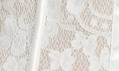 Coquette Lace Bustier Underwire Bra In White