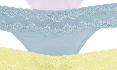 Natori Bliss Perfection Lace Trim Thong In Ctrne/grp Ice/wndy Bl