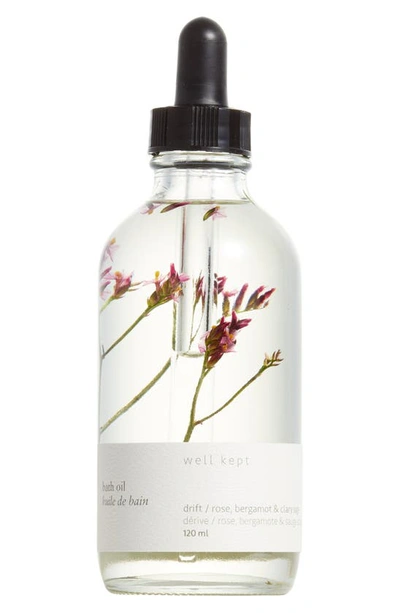 Well-kept Bath Oil In Drift