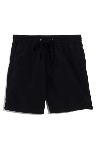 Shop Madewell Re-sourced Everywear Shorts In Almost Black