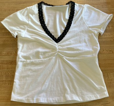 Pre-owned Brandy Melville Gina White Cinched Top With Black Lace One Size  Euc