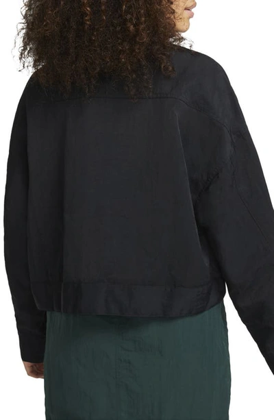Nike Women's  Sportswear Essential Woven Jacket In Black/ White