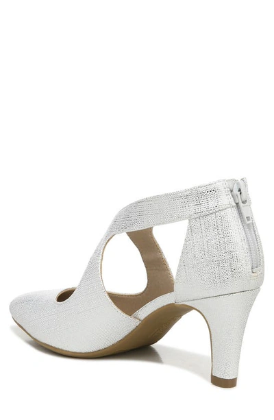Lifestride Giovanna 2 Womens Comfort Insole Cut-out Pumps In Silver