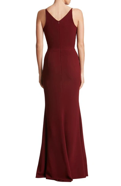 Dress The Population Iris Slit Crepe Gown In Burgundy