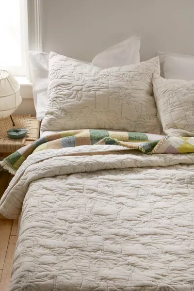 Urban Outfitters Palms Quilt In Neutral | ModeSens