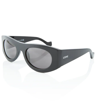 Shop Loewe Nature Oval Sunglasses In Shiny Black / Smoke