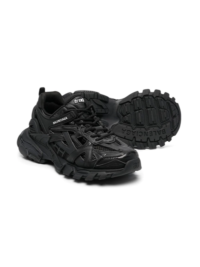 Shop Balenciaga Track.2 Low-top Sneakers In Black