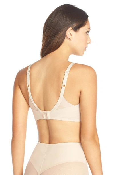 Shop Gucci Ultimate Side Smoother Underwire T-shirt Bra In Sand