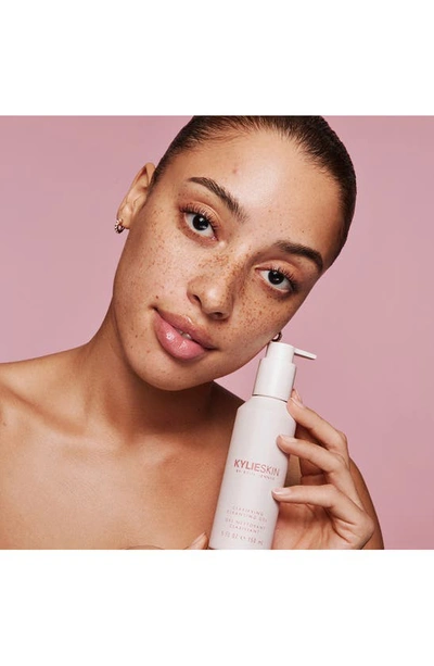 Kylie Skin Kylie Cosmetics Clarifying Gel Cleanser