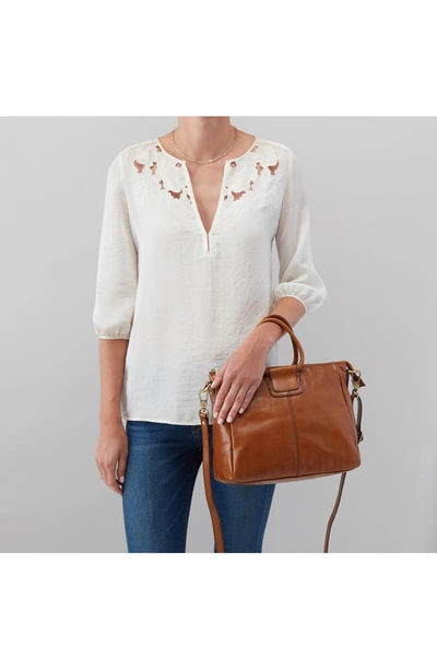 Hobo Sheila Medium Satchel In Truffle