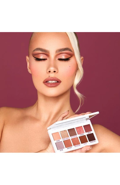 Kylie Skin Pressed Powder Palette In Mauve