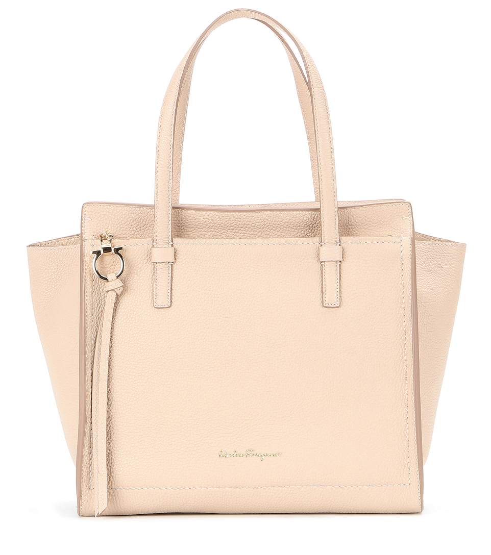 ferragamo large amy tote