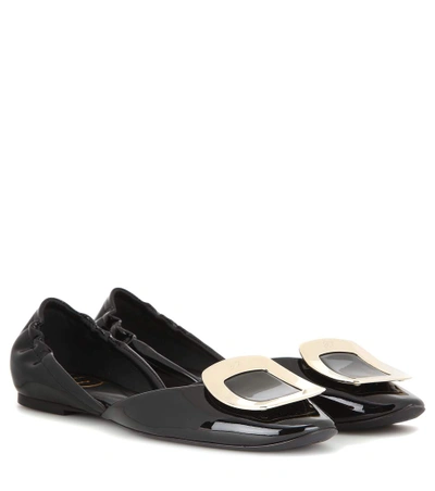 Roger Vivier Chips Strass Patent-leather Ballerina Flats In Black