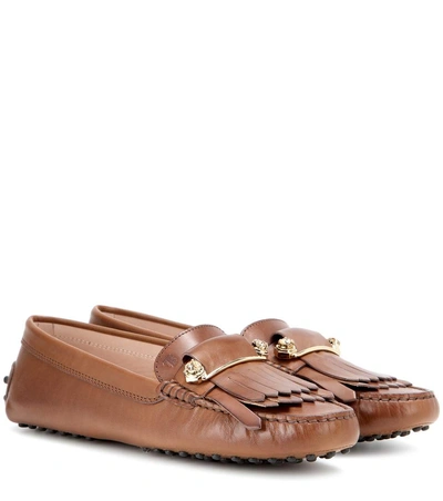 Tod's Gommini Frangia Macro Spilla Leather Loafers In Brown