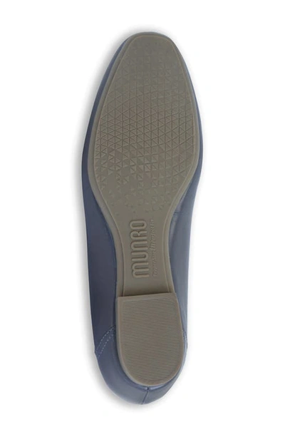 Munro Blair Bit Loafer In Navy Leather