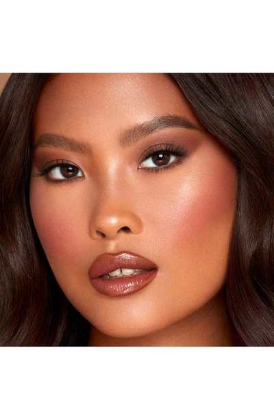 Kylie Skin Pressed Powder Palette In Bronze