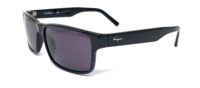 Shop Ferragamo Sf 960s 001 Rectangle Sunglasses In Grey